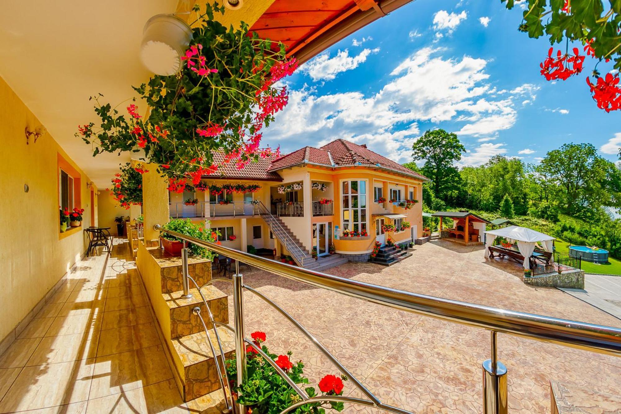 Valea Magurii 4*